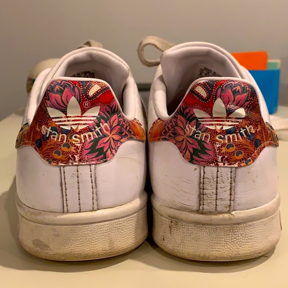 Stan Smith Safari Pattern- Size 9- Make an offer!